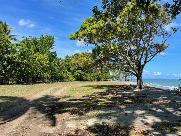 Terreno ubicado en Gaspar Hernandez, Espaillat, República Dominicana.