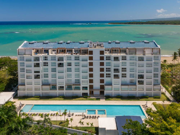 Torre de apartamentos frente al mar ubicada en Playa Dorada, Puerto Plata