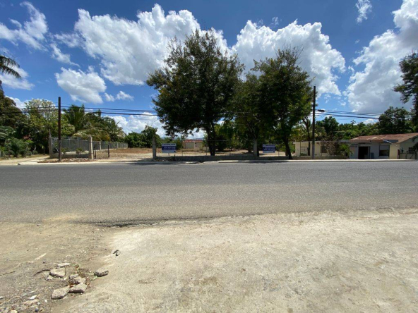 Terreno ubicado en Jaibón, Laguna Salada, Mao