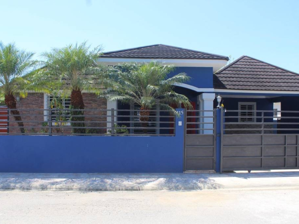 Casa de 3 habitaciones en complejo cerrado en Santiago