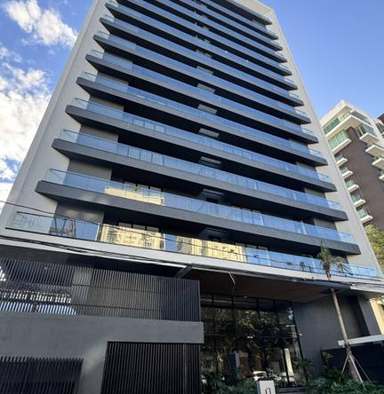 Torre de 16 niveles ubicada en La Esmeralda, Santiago