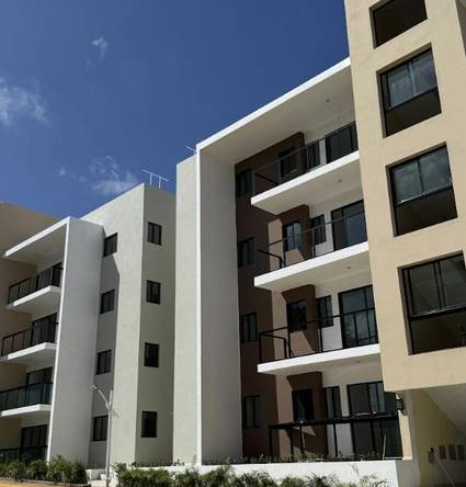 Apartamento de 3 Habitaciones en Cerros del Yaque | Piscina y Casa Club | US$120,000