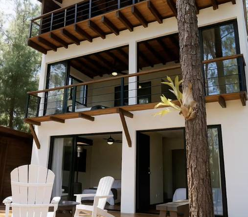 Villa de 5 Habitaciones con Piscina y Cine en Jarabacoa